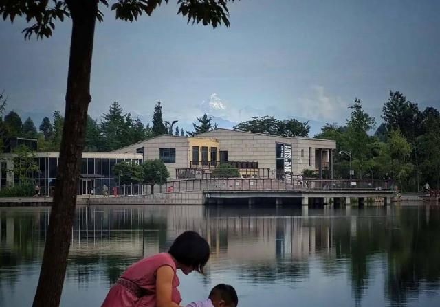 成都|如何拍到最漂亮的幺妹峰?成都市区全域观山点位曝光