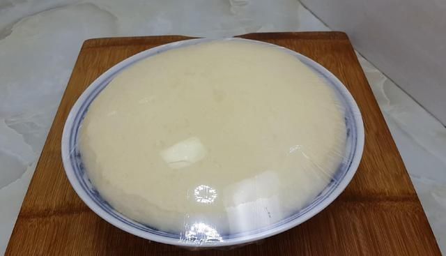  面包|面包这样做才好吃，加4个鸡蛋，蓬松暄软又香甜，学会能开店了