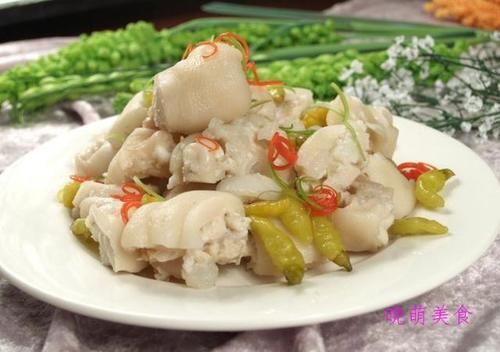 搅拌均匀|麻辣鱼片、泡椒猪脚、红烧咸鱼、孜然里脊的家常做法美味下饭