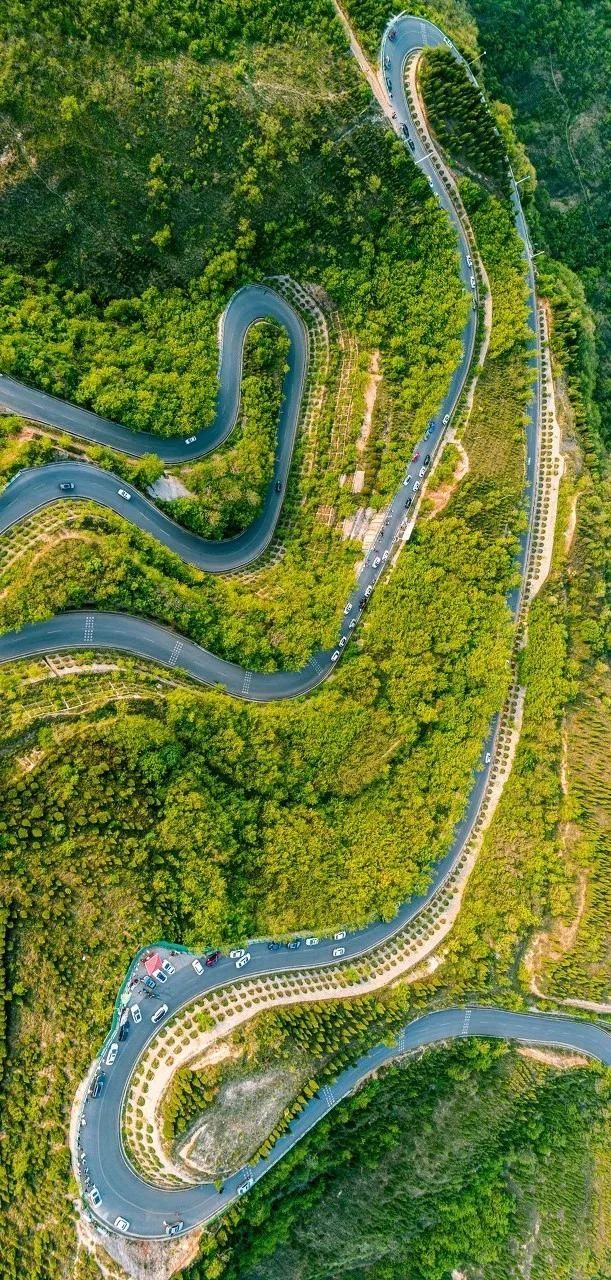  星球|一夜爆红上榜孤独星球！这个古城美食不输成都，景区免费高铁直达