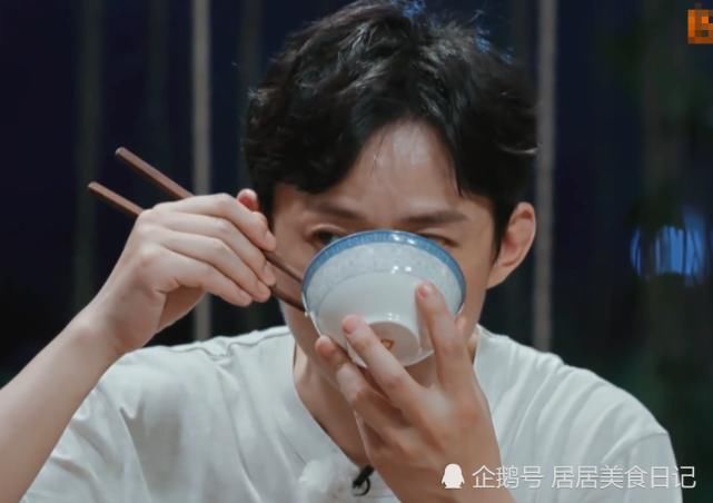  百香果|《向往4》黄磊百香果鱼真的好吃吗？看清桌上剩菜，网友：懒得装！