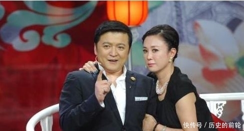  央视|他曾是飞行员，退役后转行成央视主持人，今53岁家庭美满幸福！