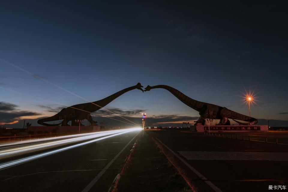风雨雷电|贝子庙+中蒙边境+草原露营 乌珠穆沁 风雨雷电绿浪秘境行路书