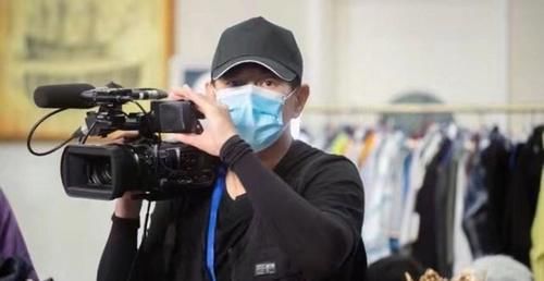  按倒|吴奇隆被按倒，网友建议节目改进、安慰艺人的做法，值得点赞