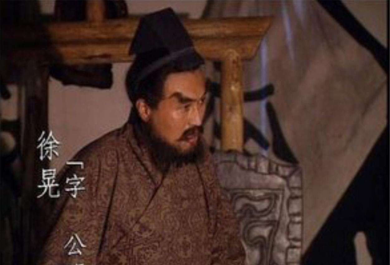 手下|关羽一生有两位好友，却都是曹操手下，有一位还是阴险小人