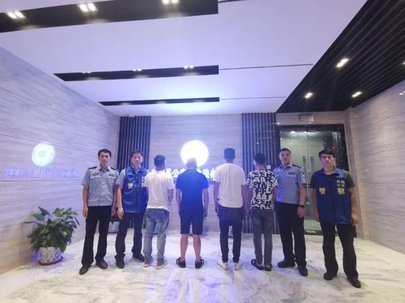  兴国|4男子流窜至兴国各乡镇“以整找零”诈骗，被警方抓获