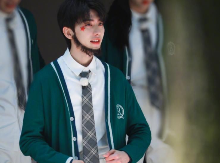 曝光|《奔跑吧》路透曝光,蔡徐坤扮相可爱无比,连关晓彤黄明昊都来了