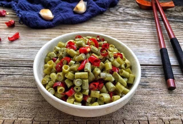 开胃|肉沫酸豆角是真正的米饭杀手,一次吃1斤都不够,酸爽开胃又下饭