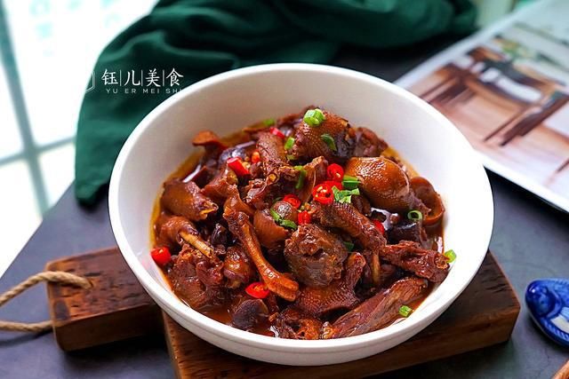  高考|花了80块钱买两只鸽子，给高考的闺女做了这菜，营养美味又解馋