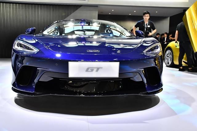 有钱人|198万起,主打豪华舒适的GT双门跑车,有钱人的大玩具!