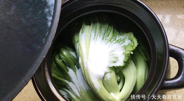 家传|家传秘制腌咸酸菜,一点都不难,过程简单大放送了