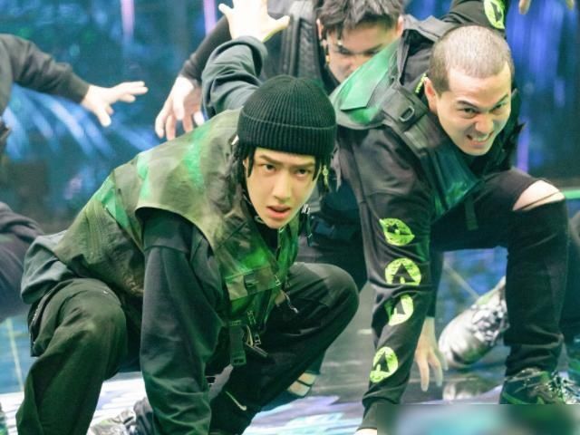  榜首|全网最受欢迎的5大综艺，《浪姐》跌至第三，榜首靠实力登顶！