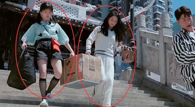 黄晓明|《中餐厅》首播黄晓明热到脱妆,赵丽颖衣服却抢镜,我没看错吧?