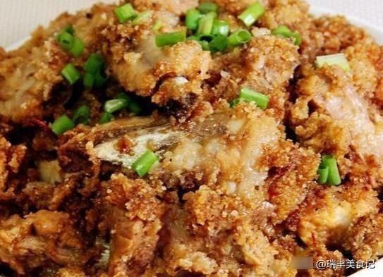 金针菇|家常菜精选:拌金针菇、川味粉蒸排骨、青豌豆嫩肉丁、麻辣鸡丝