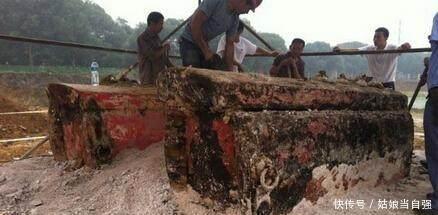 考古|晚清一太监，遭两任太后惦记，死后吓到考古专员！