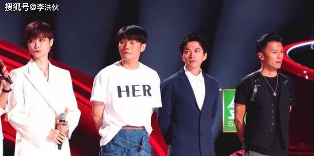 全新|《好声音》全新阵容年轻化,霸道任性的七朝元老那英终于懂得放手