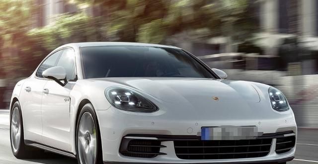 教训|女司机开保时捷追尾宝马,儿子悄悄找到交警:多教训一下我妈