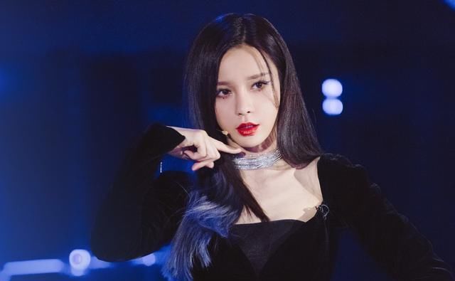  暂列|《浪姐》复活赛投票沈梦辰暂列第一或！许飞被质疑刷票后排名下降