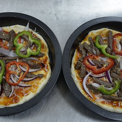  香辣|香辣黑椒牛肉披萨