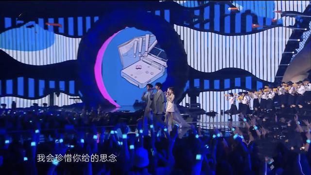  晚会|湖南卫视晚会槽点多：姐姐们舞台被指敷衍，多位实力唱将接连翻车