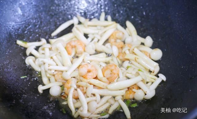  丝瓜|三伏天，吃肉吃鱼都不如喝这汤，高蛋白低脂肪又美味，鲜香开胃