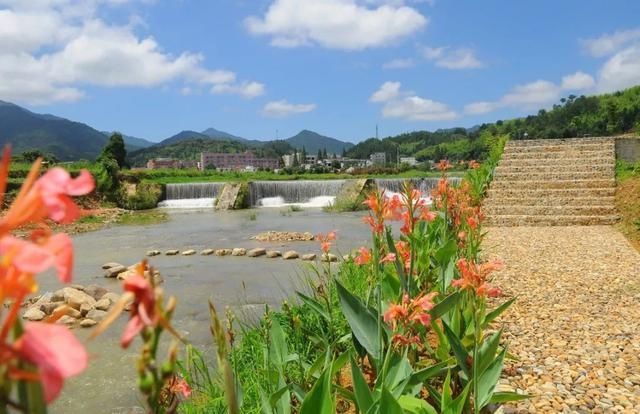  涌溪上涌段|这里让人艳羡的绝不止“中国白”，还有如画山水、富美田园