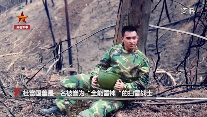 场上|在雷场上失去双手双眼的英雄,如今怎么样了?