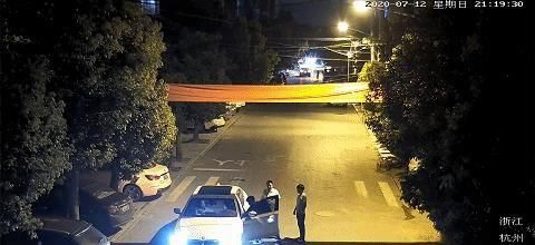 更让人|几十米的路,前后三人轮换开宝马,后果惨不忍睹!原因更让人无语…