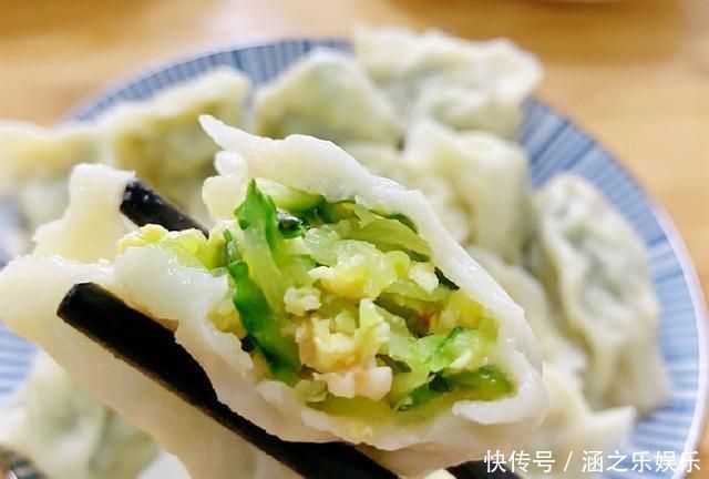  七月|七月吃饺子，试试这馅儿，2块钱1斤，比韭菜鲜，比牛肉香