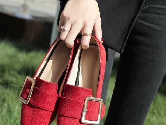 洋气|春天鞋子别乱买,要买就买这几款单鞋,7080穿洋气有女人味