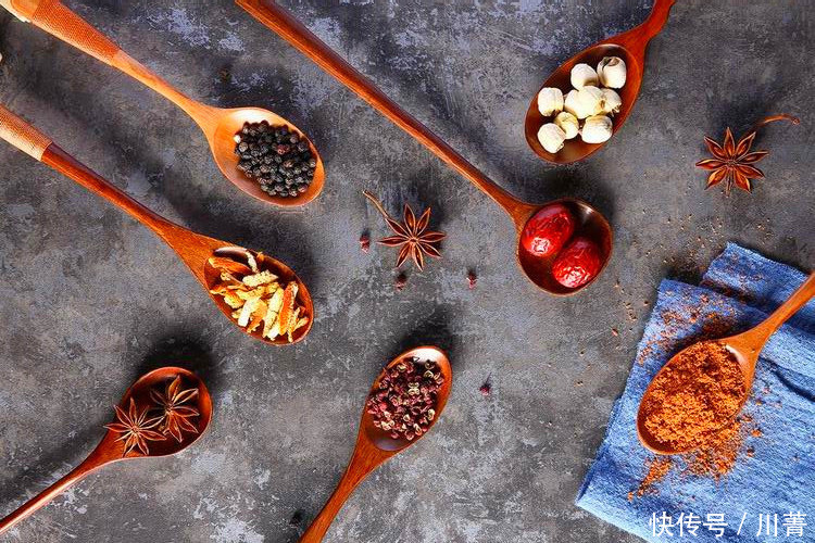 餐饮|口味比传统调味料更加丰富,操作更简单的复合调味料成为餐饮新宠