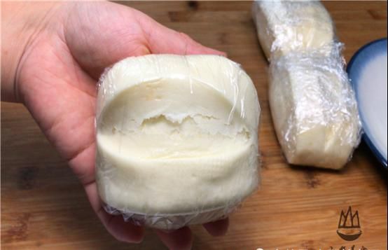 包裹|保存馒头时,直接放冰箱就错了,学会一招,放1个月不干瘪不发霉