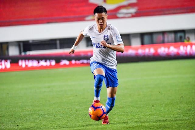  加盟|自由身加盟中超泰达却因没机会走人，刚转会就遇解散，现不知所踪