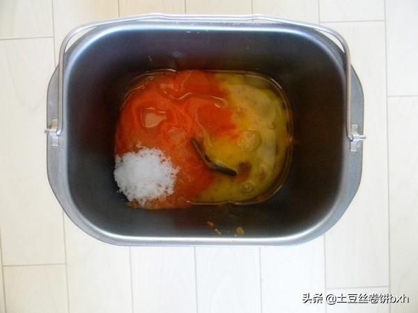 胡萝卜|秋天,爱吃饼这么做,材料丰富,暄松柔软,好吃又好看