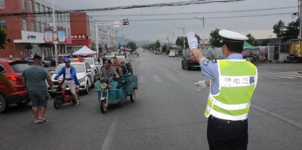 无证|龙口家里有三轮的快看！无证驾驶三轮机动车一律拘留！