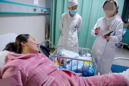 重男轻女|“今天出生的全是男宝,真怪”,宝妈听到护士闲聊,眉头突然一紧