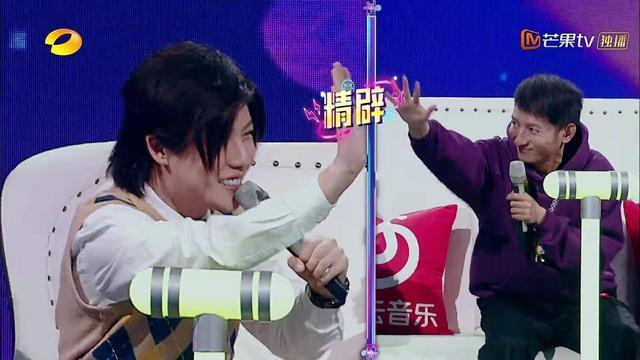 做客|李维嘉做客大张伟的节目,一直插不上话,谢娜看不下去帮了李维嘉