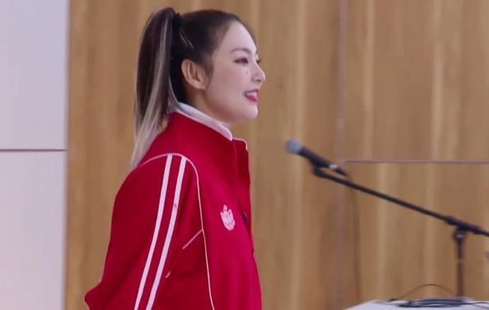 王霏霏和宁|五公队长投票时,张雨绮为何写宁静和王霏霏其实处处是心机