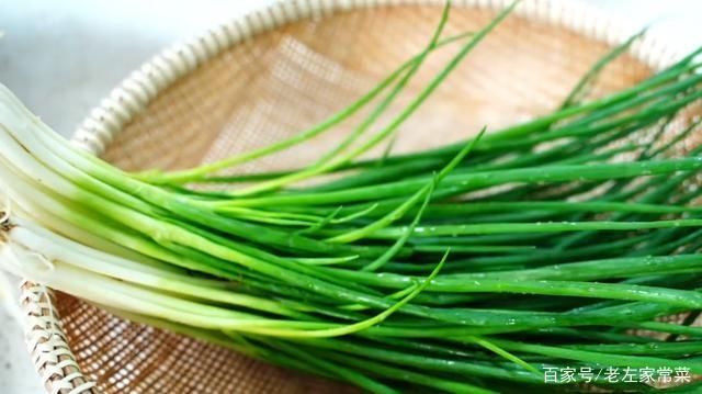  省钱|小葱吃不完难保存？记住2个小窍门，放一年都新鲜，简单又省钱