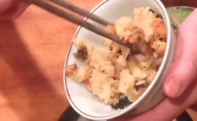 却特别|日本人现场处理“海螺”，做法很独特，味道美味还很香