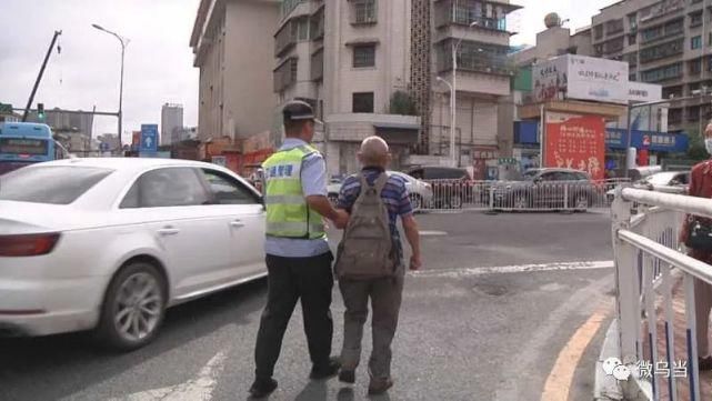 专项|全国文明城市整改攻坚进行时 | 交通违法专项整治劝导市民文明出行