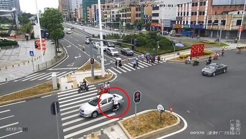  厚街交警|女子骑电动滑板车驶入机动车道被撞，幸亏有这条“绿道”……