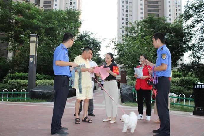 巡查|全市首支文明养犬劝导队成立，让文明养犬“不掉链”！