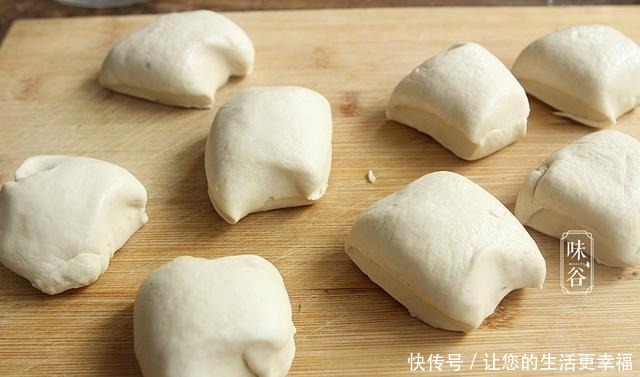 面团|葱油饼总是做不好试试这种做法,外酥内软,当早餐天天吃不腻
