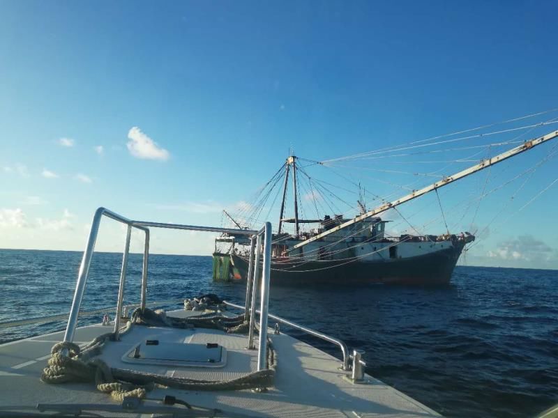  偷捕|海上追击！2艘大型偷捕渔船被查获