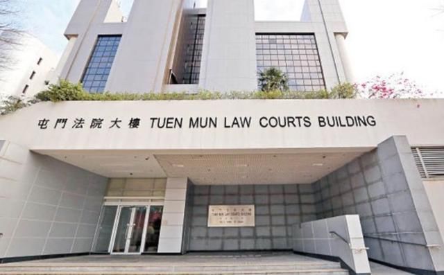 被捕|香港17岁女生咬伤女警逃往伦敦，在机场被捕