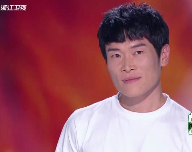  春春导|《好声音2020》第四期人气榜：赵紫骅排第一，不负李宇春知遇之恩