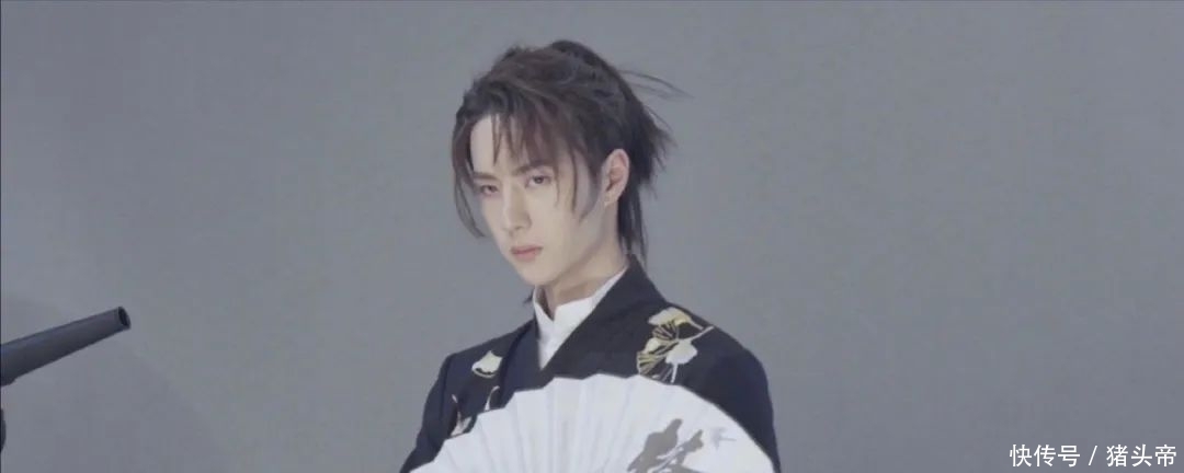  刘怡|娱料: 邓伦、王一博、刘怡潼、声入人心男团、王俊凯