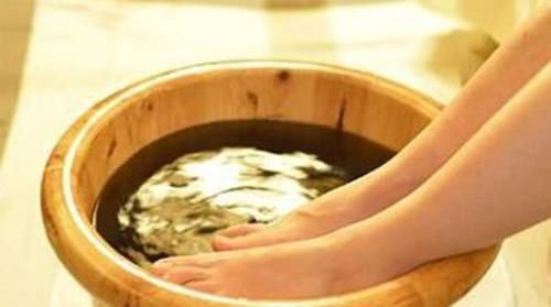  尿酸|38岁男子，尿酸高达820，确诊肾衰竭，这种饮品不能当水喝