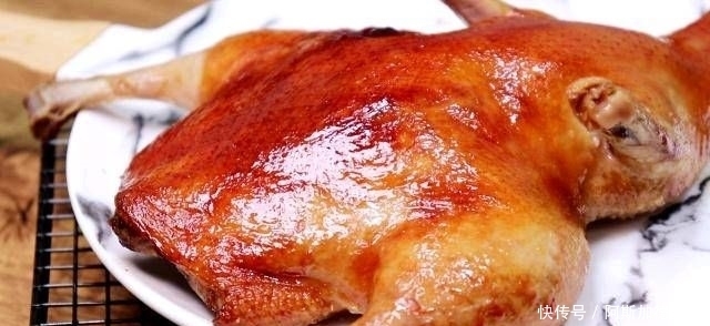 油腻|烤鸭只用一勺盐和酱油,味道不油腻,你一看就会有食欲